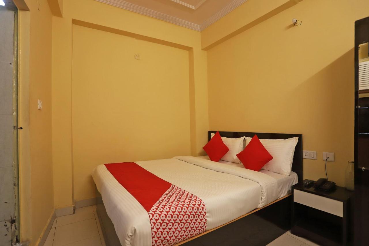 Oyo Flagship 76697 Hotel Park Awadh Lucknow Exterior foto