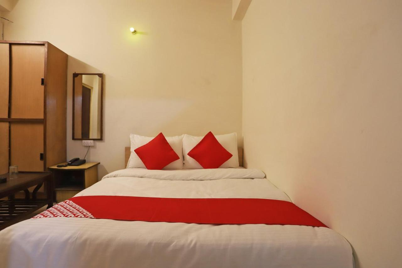 Oyo Flagship 76697 Hotel Park Awadh Lucknow Exterior foto