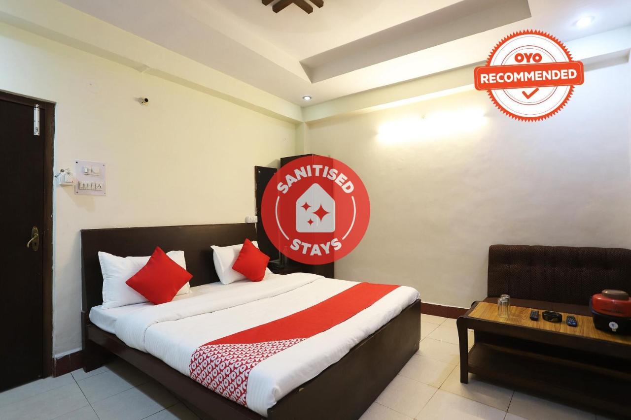 Oyo Flagship 76697 Hotel Park Awadh Lucknow Exterior foto