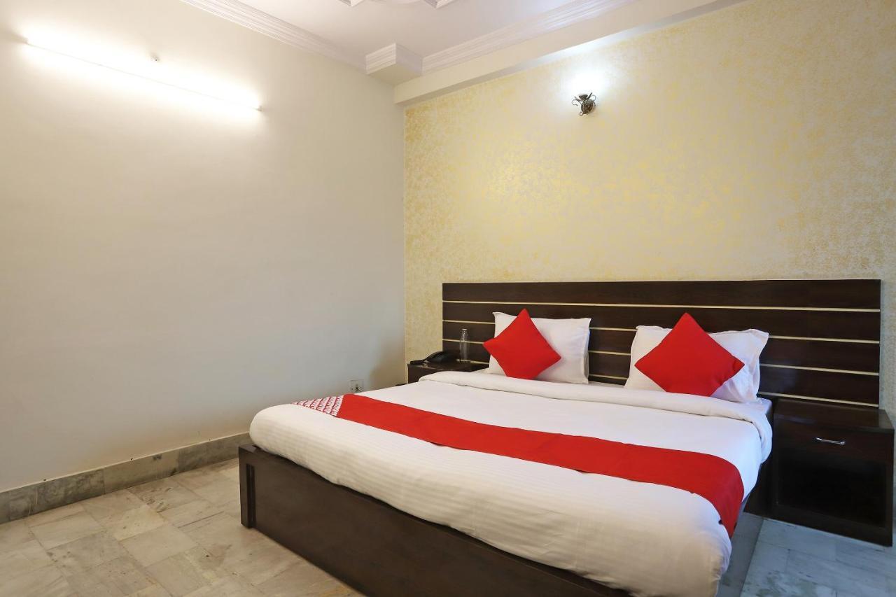 Oyo Flagship 76697 Hotel Park Awadh Lucknow Exterior foto